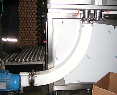 Automazione messa in linea di tappi per lattine